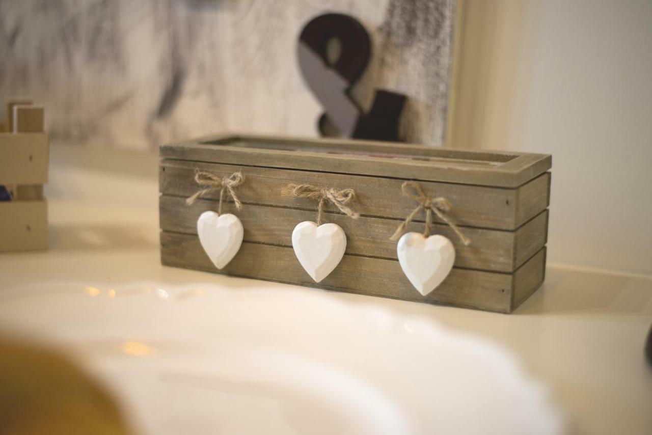 Elegant B&B - Il Vicolo Storico Salerno Ngoại thất bức ảnh