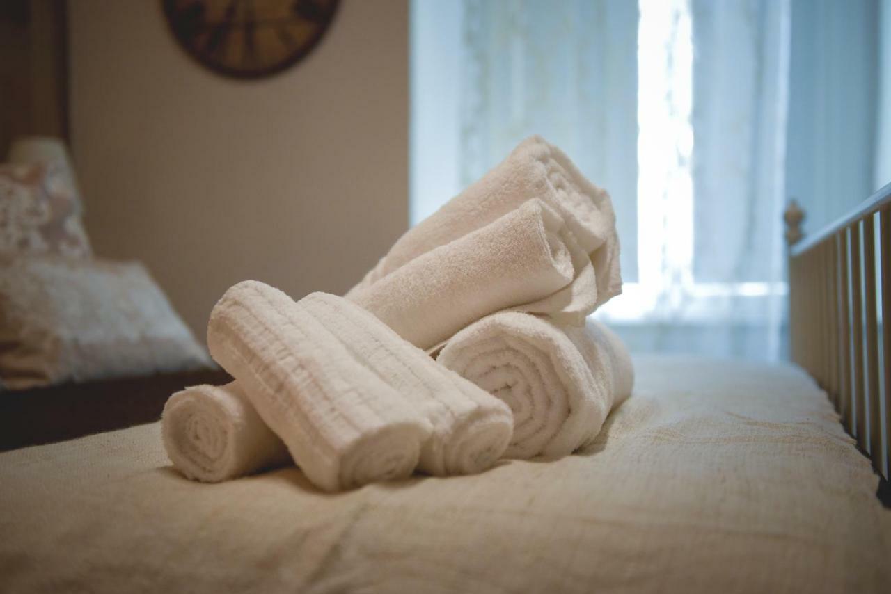 Elegant B&B - Il Vicolo Storico Salerno Ngoại thất bức ảnh